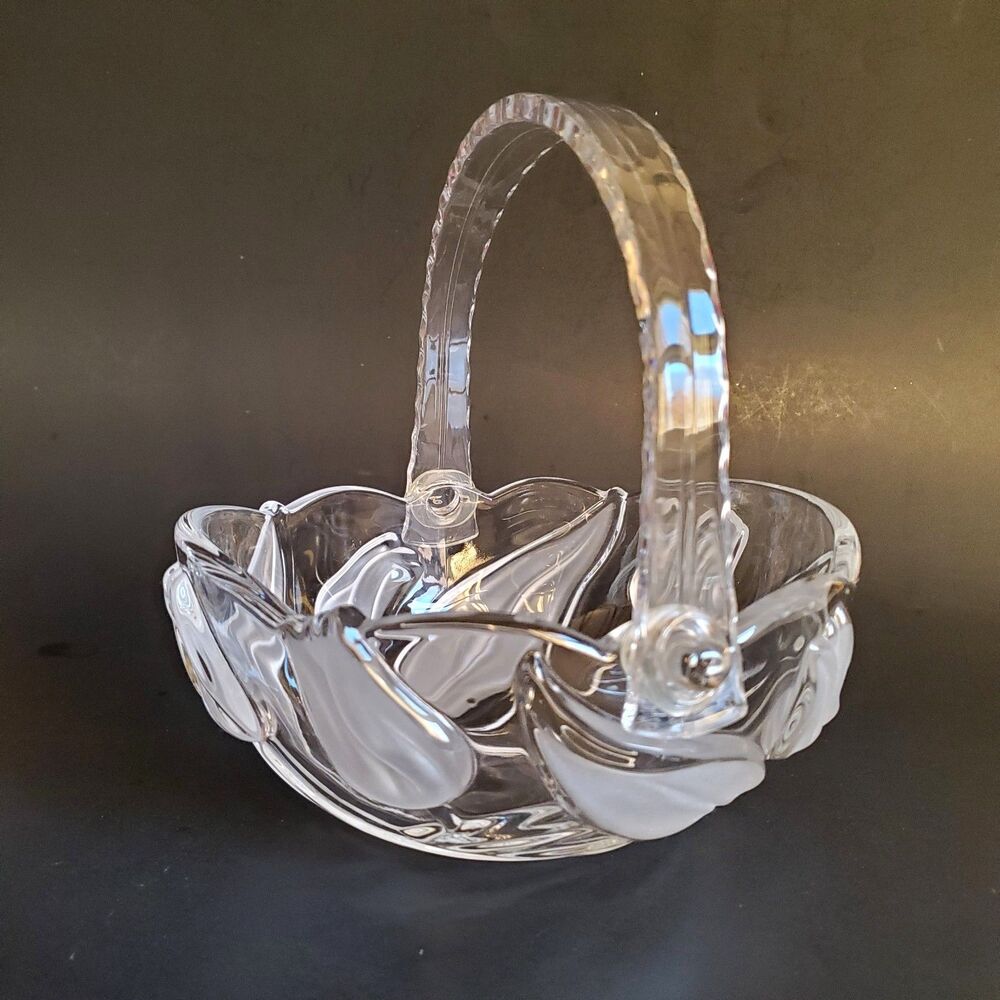 90s Mikasa Nadine Frosted Tulip Elegant Polished Glass Basket Acrylic Handle Vtg